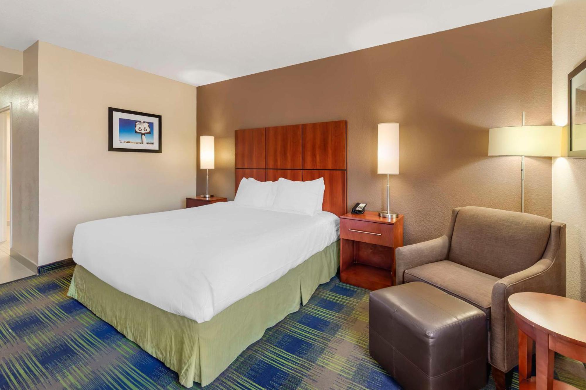 Western Heritage Ontario Hotel 3*