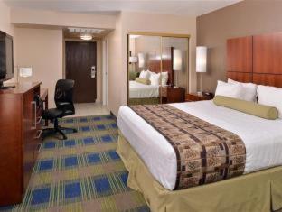 Western Heritage Ontario Hotel 3*
