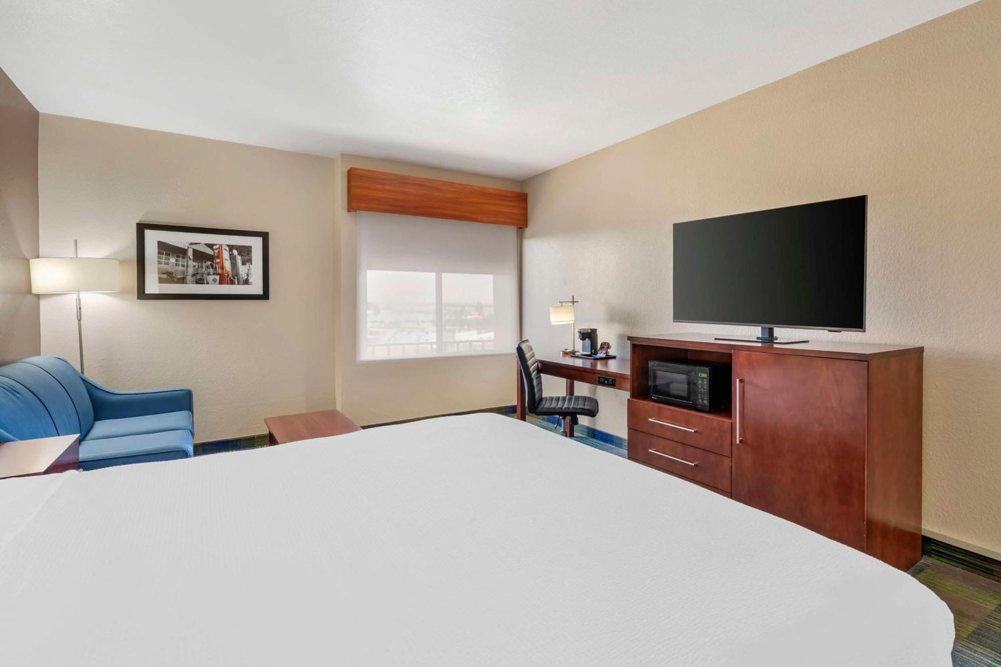 Hotel Western Heritage Ontario 3*