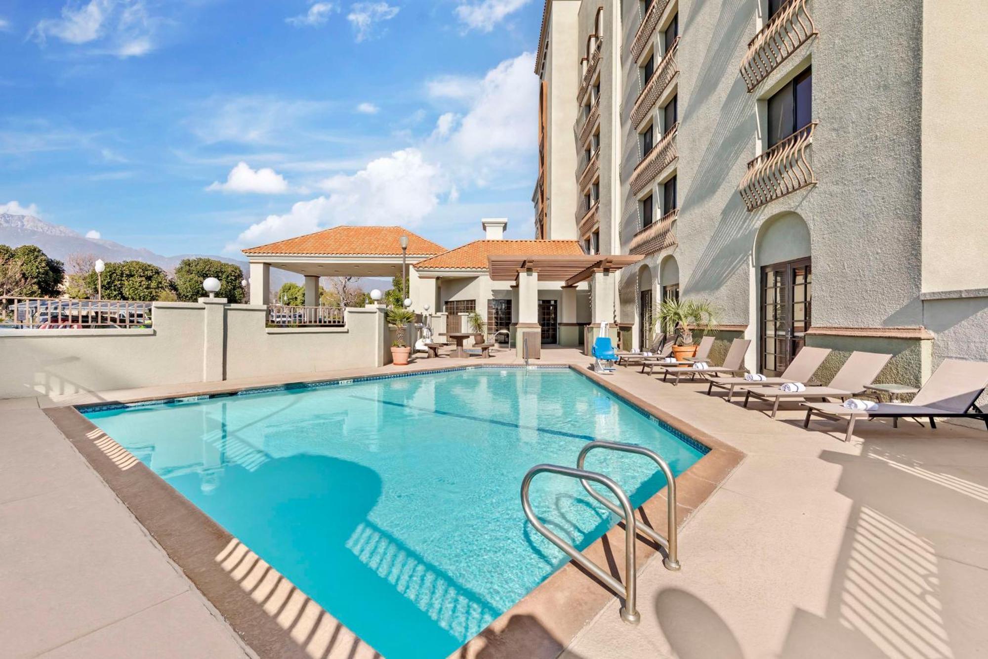 Western Heritage Ontario Hotel Rancho Cucamonga